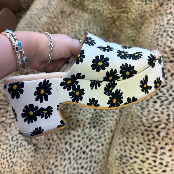 Anthropologie Matisse Beach Terry Floral Platform Heel Sandals White Size 8 - Picture 7 of 10